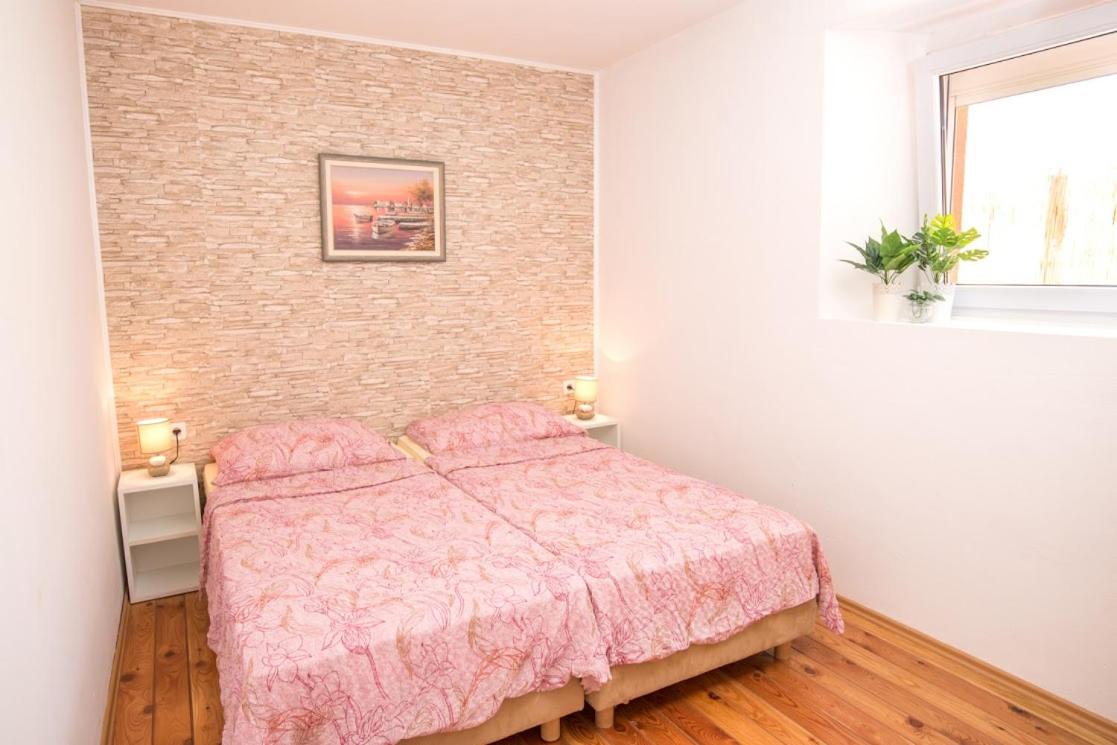 Kuća s bazenom Emanuela — Foto 8